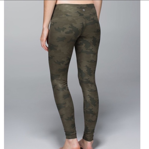 lululemon athletica Pants - Rare Lululemon Savana fatigue Camouflaged Leggings